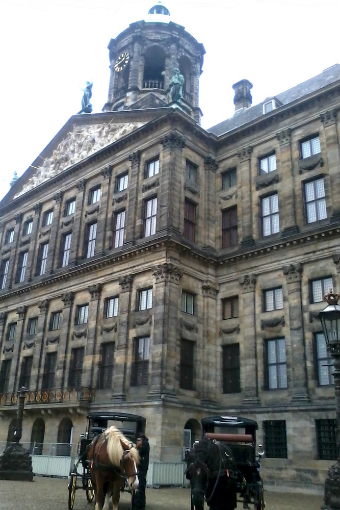 Het Koninklijk Paleis op de Dam te Amsterdam