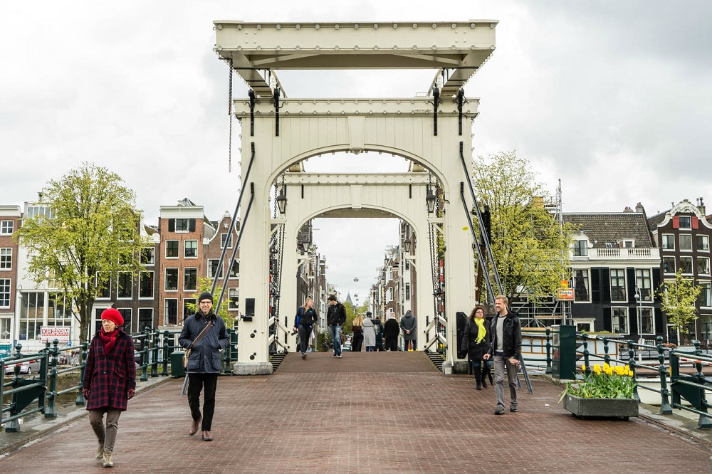 De Magere Brug te Amsterdam